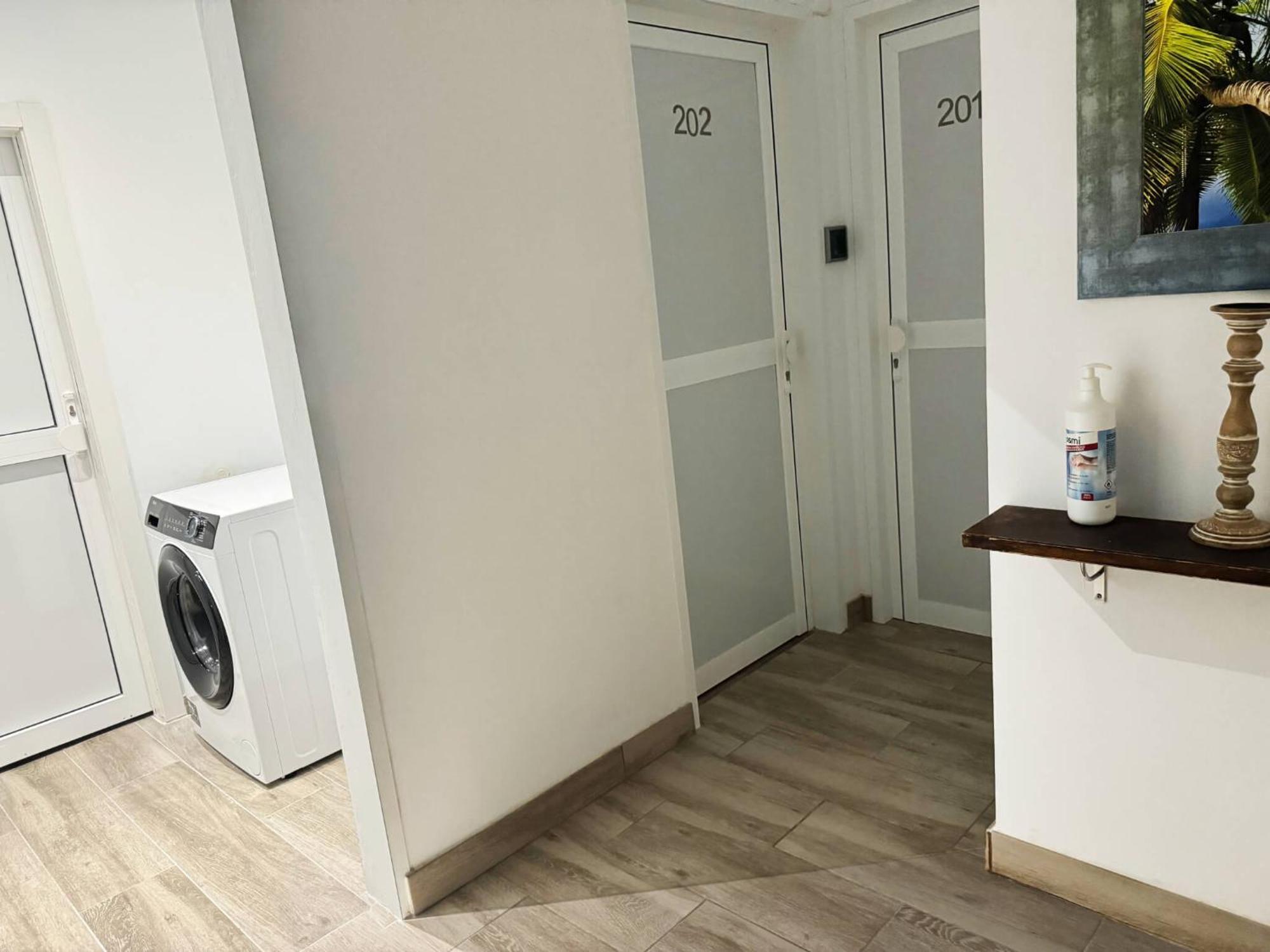 Adorable Urban Suites ลาสปัลมาส เด กรานคานาเรีย ภายนอก รูปภาพ